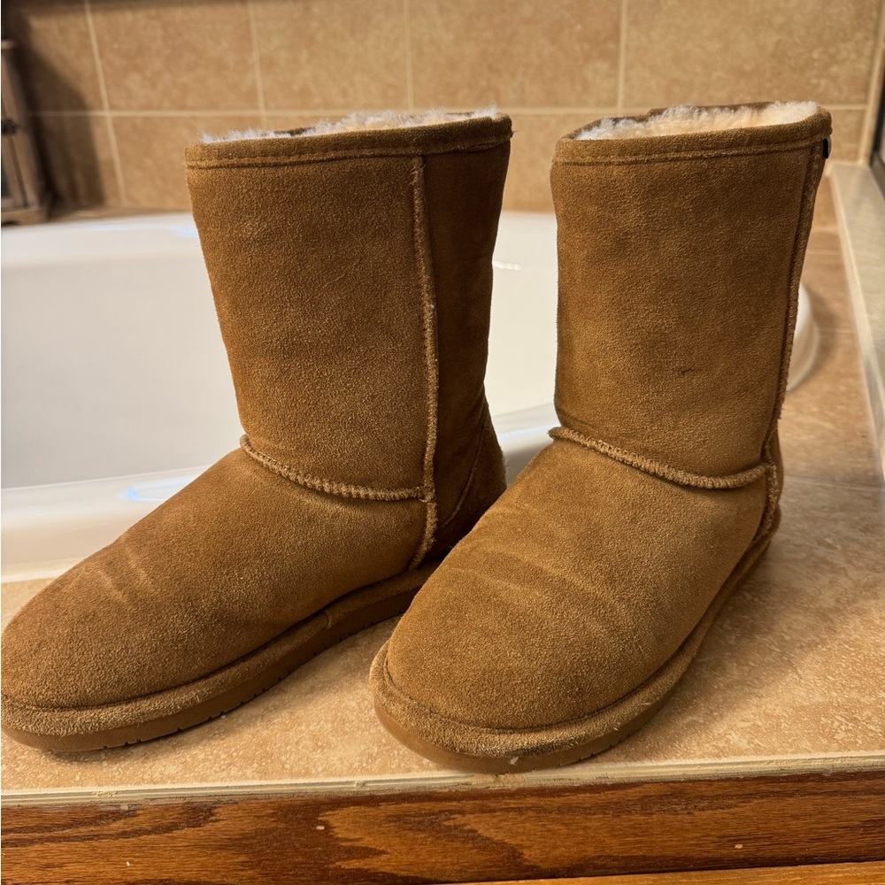 BearPaw Tan Suede Boots